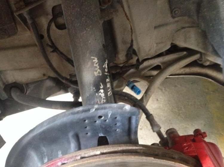 Khoe xe E46 mới mua + quá trình dọn xe. Khoe xe E46 mới mua + quá trình dọn xe.