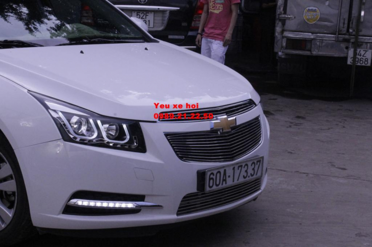 Xưởng độ Cruze,hình Tr 1,24,26 ,27,28 ,30, 31,33, 35.36,37,38,39,40,41,42 ,45 em cruze vàng cam độ