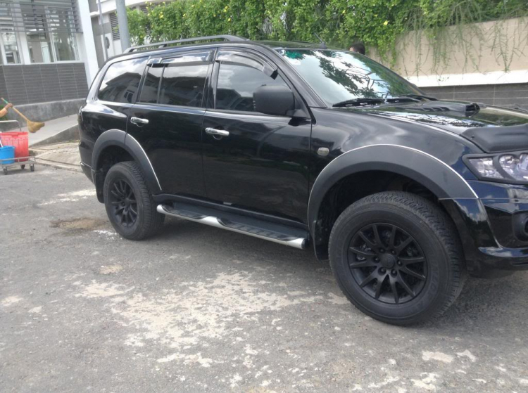 Sơn keo plasti dip công nghệ mới cho siêu xe - Thiệt là đau lòng Sơn keo plasti dip công nghệ mới cho siêu xe - Thiệt là đau lòng