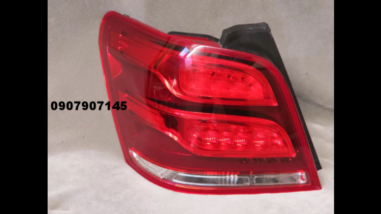 @AKA@ Mercedes GLK300 với vài món đồ chơi mới :) @AKA@ Mercedes GLK300 với vài món đồ chơi mới :)