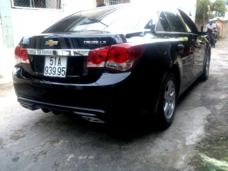 Cruze LS gắn ít đồ chơi ạ