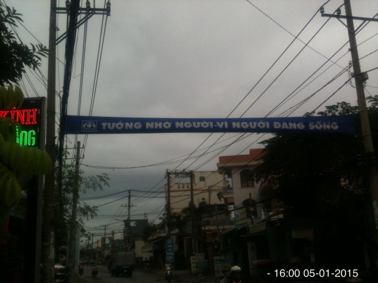 Ít học thì có quyền vượt đèn đỏ???