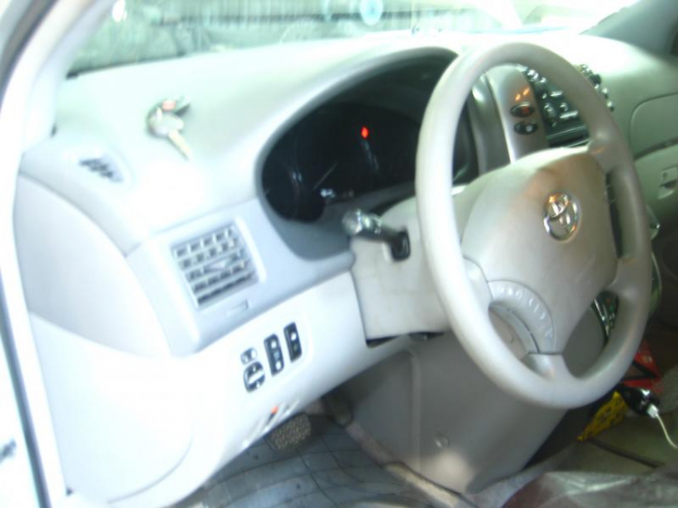 Tự hào là chiếc TOYOTA SIENNA LE duy nhất VN lắp và độ nhiều đồ chơi ! Tự hào là chiếc TOYOTA SIENNA LE duy nhất VN lắp và độ nhiều đồ chơi !
