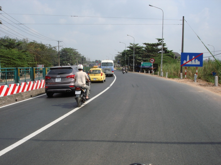 Hàng gài(chim mồi) của XXX trên QL1a đoạn Dgiây - Lkhánh