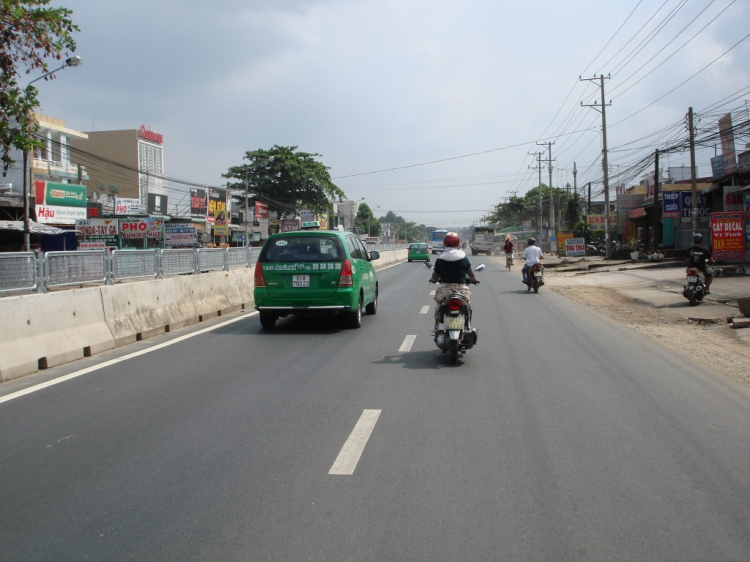 Hàng gài(chim mồi) của XXX trên QL1a đoạn Dgiây - Lkhánh