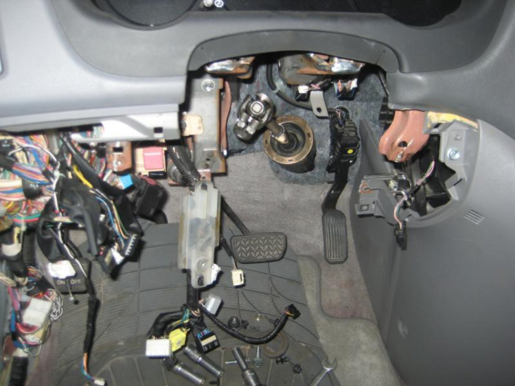 Tự hào là chiếc TOYOTA SIENNA LE duy nhất VN lắp và độ nhiều đồ chơi ! Tự hào là chiếc TOYOTA SIENNA LE duy nhất VN lắp và độ nhiều đồ chơi !