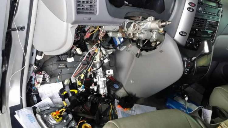 Tự hào là chiếc TOYOTA SIENNA LE duy nhất VN lắp và độ nhiều đồ chơi ! Tự hào là chiếc TOYOTA SIENNA LE duy nhất VN lắp và độ nhiều đồ chơi !