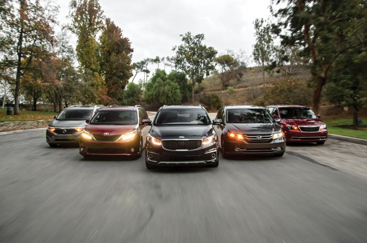 Vượt mặt Honda Odyssey và Toyota Sienna, Kia Sedona được đánh giá là MPV 2015 tốt nhất