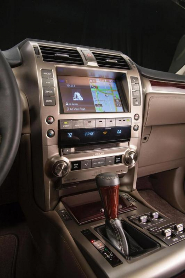 Lexus NX cập bến tại Malaysia, giá từ 1,76 tỷ đồng Lexus NX cập bến tại Malaysia, giá từ 1,76 tỷ đồng