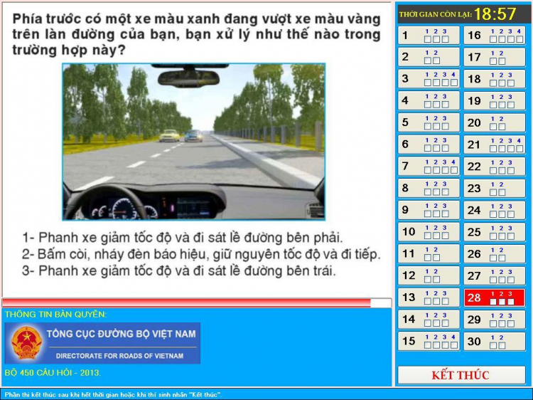 Bị bắt lỗi "không đi đúng phần đường" khi vượt xe Bị bắt lỗi "không đi đúng phần đường" khi vượt xe