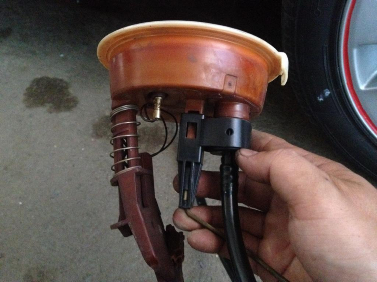 Khoe xe E46 mới mua + quá trình dọn xe. Khoe xe E46 mới mua + quá trình dọn xe.