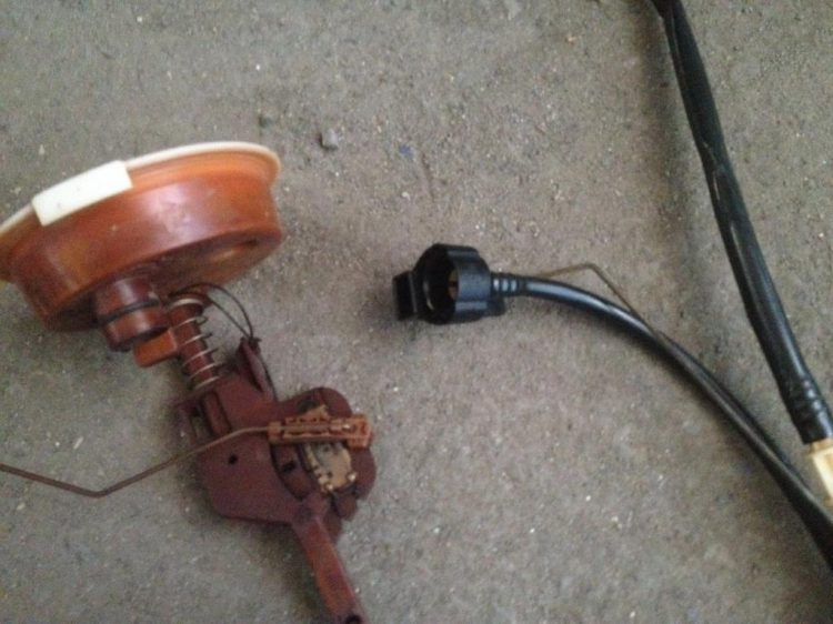 Khoe xe E46 mới mua + quá trình dọn xe. Khoe xe E46 mới mua + quá trình dọn xe.
