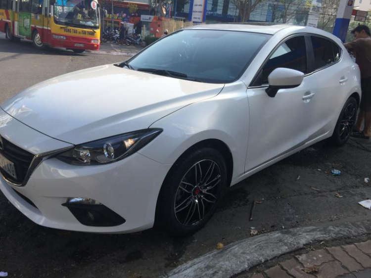 Em lên guốc mới cho Mazda 3