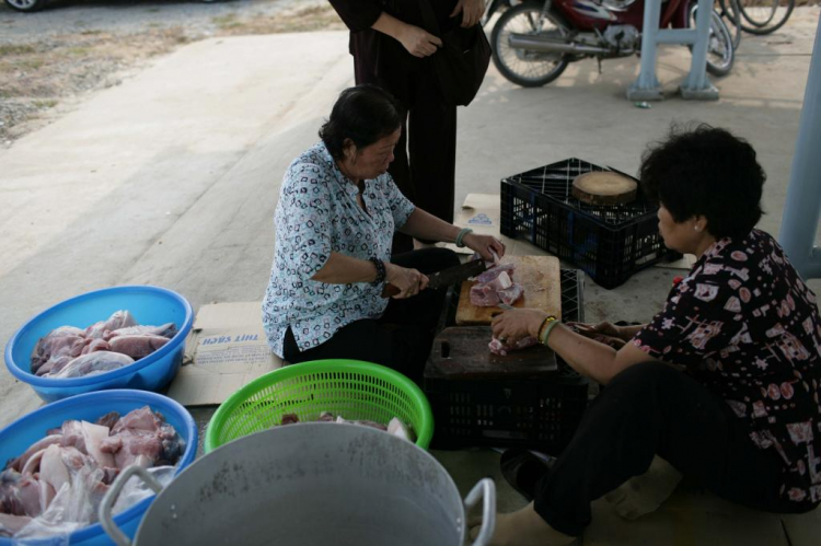 Xuân ấp áp tết yêu thương - Nồi thịt kho hột vịt.