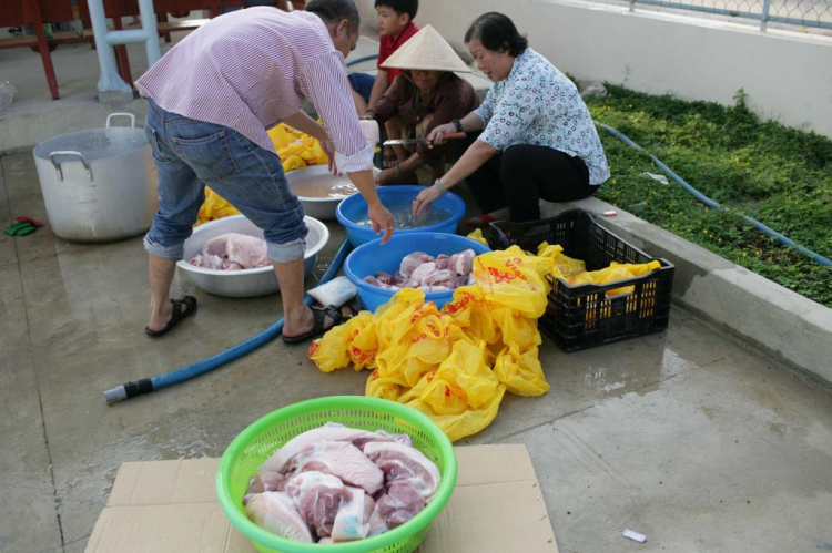 Xuân ấp áp tết yêu thương - Nồi thịt kho hột vịt. Xuân ấp áp tết yêu thương - Nồi thịt kho hột vịt.