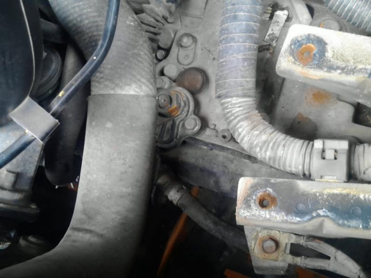 Ford escape thinh thoảng ko đề được Ford escape thinh thoảng ko đề được