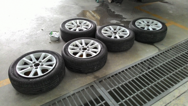 Nhật ký hành trình với gái già E46318i (p1-4, 7,8,11-13,15,20,23,25,27,29-33...) Nhật ký hành trình với gái già E46318i (p1-4, 7,8,11-13,15,20,23,25,27,29-33...)