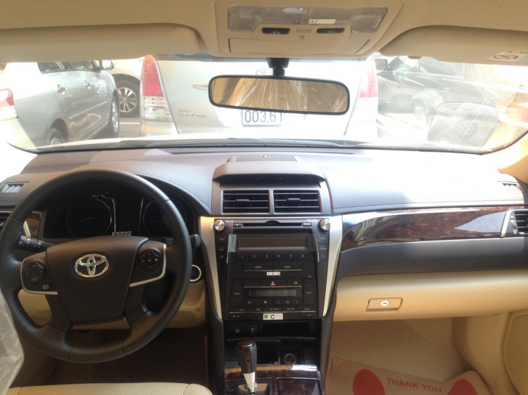 Toyota Camry 2015 ra mắt tại Hà Nội, giá cao hơn 50 – 80 triệu đồng Toyota Camry 2015 ra mắt tại Hà Nội, giá cao hơn 50 – 80 triệu đồng