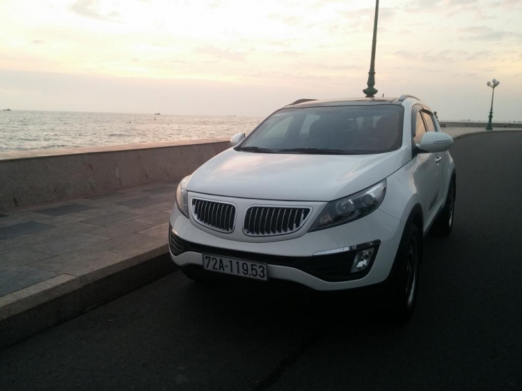 Bán Kia Sportage 2011 màu trắng