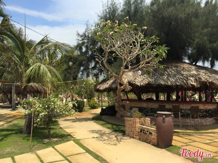 Resort bình dân từ Long Hải đến Kê Gà ?