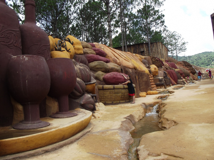 Hè về - Dạo chơi Cao nguyên, Lượn lờ Vịnh biển! Hè về - Dạo chơi Cao nguyên, Lượn lờ Vịnh biển!