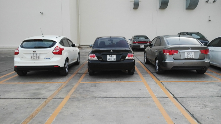 LANCER MT - GIÀ NHƯNG KHÔNG " CHÁT" LANCER MT - GIÀ NHƯNG KHÔNG " CHÁT"