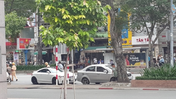 thật tội cho mấy anh