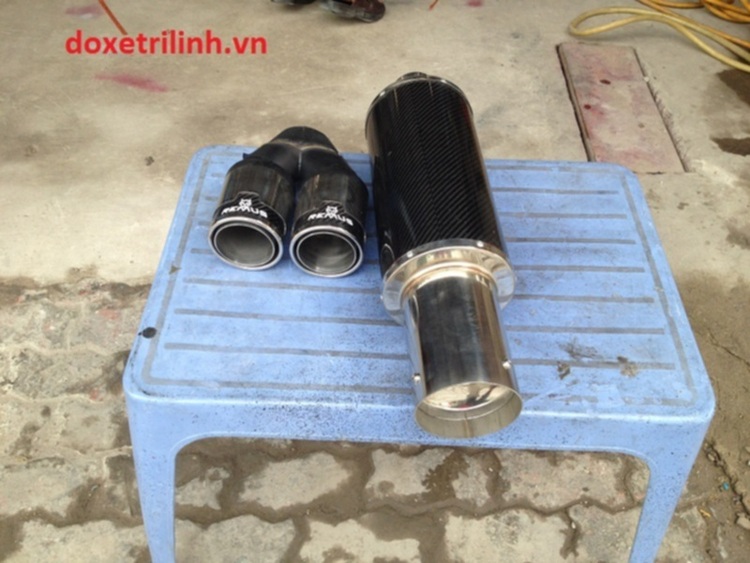 Pô cho xe hơi. Pô cho xe hơi.