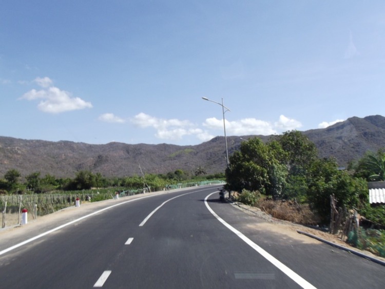 Hè về - Dạo chơi Cao nguyên, Lượn lờ Vịnh biển! Hè về - Dạo chơi Cao nguyên, Lượn lờ Vịnh biển!