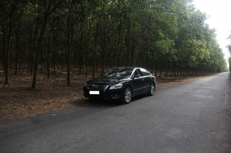 Đánh giá Toyota Camry 2.0E: êm và tiện nghi hơn Đánh giá Toyota Camry 2.0E: êm và tiện nghi hơn