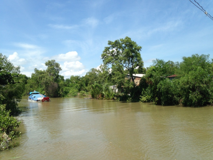 Độc hành vượt Cửu Long Giang