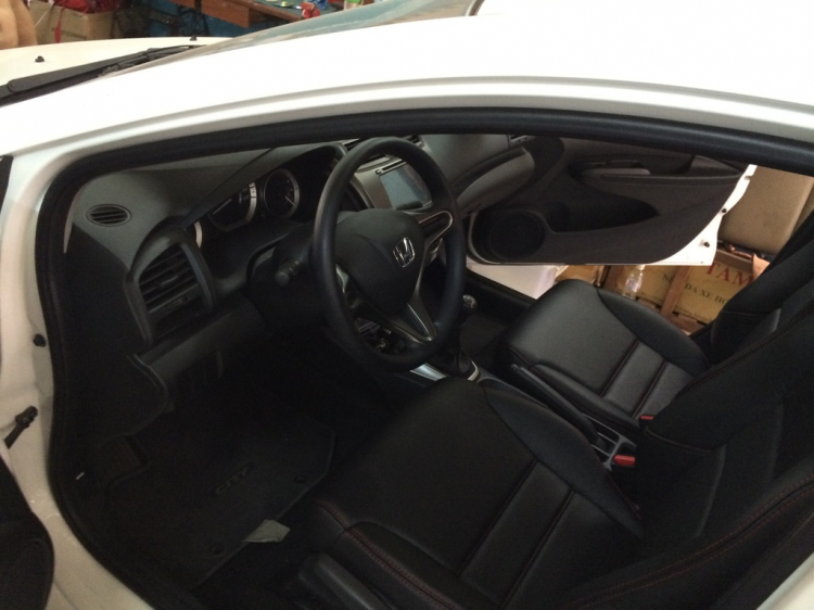 Nhờ bác Tám may nệm và anh em diễn đàn tư vấn giúp Bọc da honda city Nhờ bác Tám may nệm và anh em diễn đàn tư vấn giúp Bọc da honda city