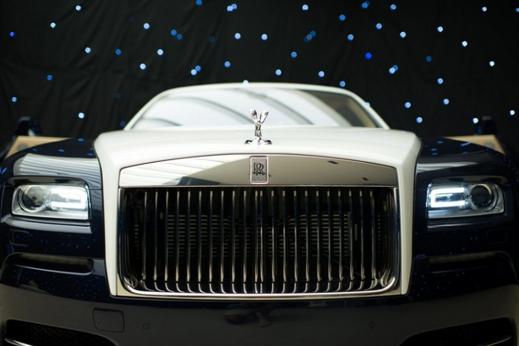 Rolls-Royce Wraith chính hãng  giá từ 17,99 tỷ VNĐ