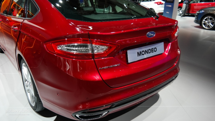 Ford Mondeo 2015 ra mắt tại Paris Motor Show 2014