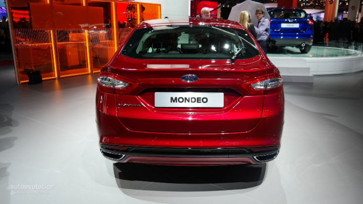 Ford Mondeo 2015 ra mắt tại Paris Motor Show 2014
