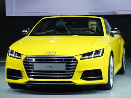 Audi-TT-S-Roadster-2015-1.jpg