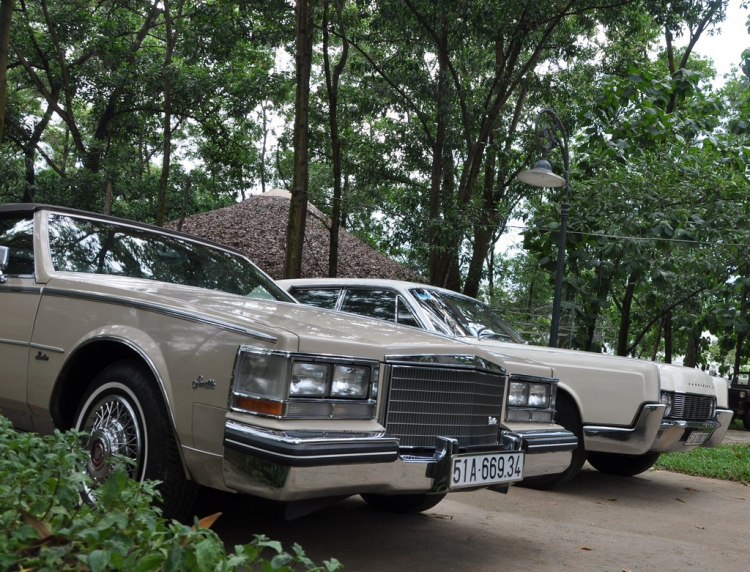 Quý Ông Mỹ - 1966 Lincoln Continental