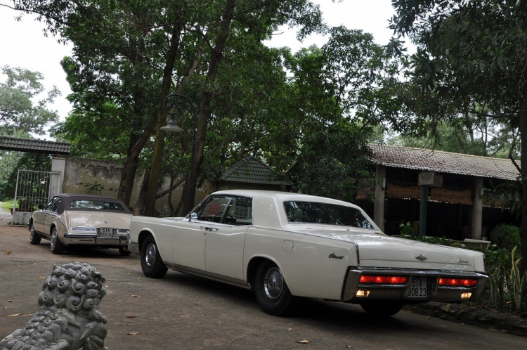 Quý Ông Mỹ - 1966 Lincoln Continental