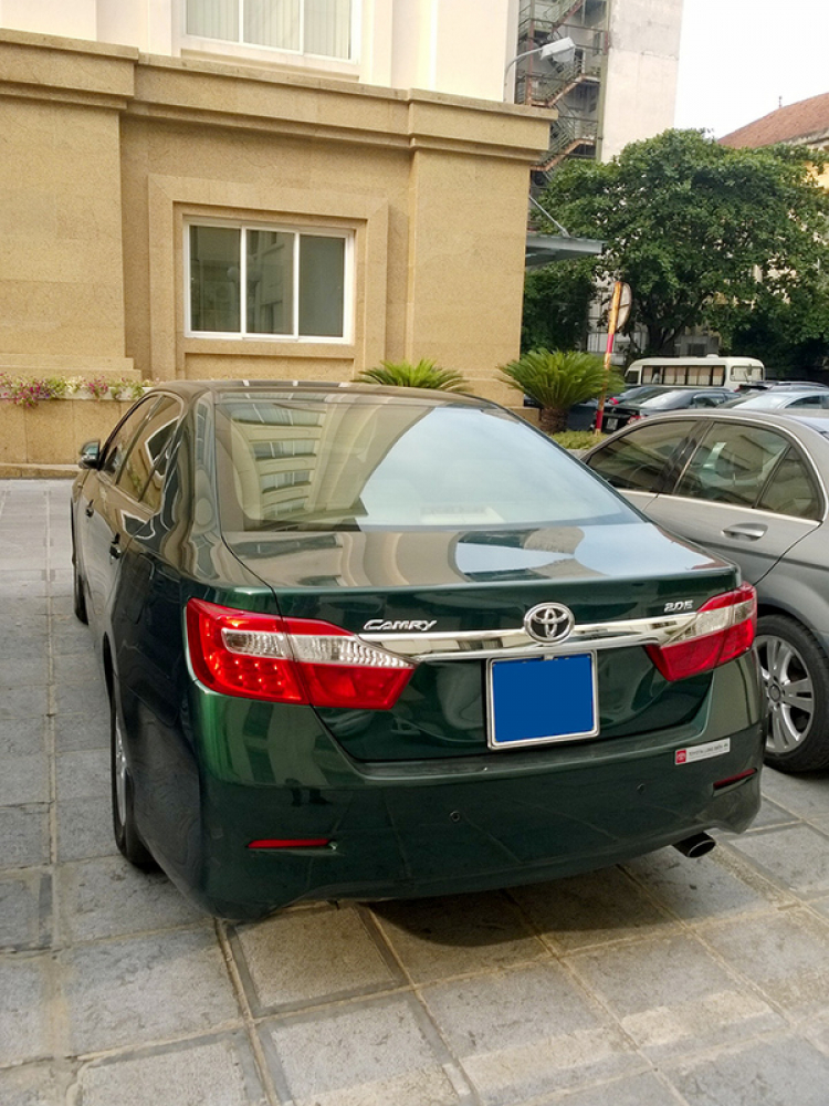 Đây đã là con Camry có màu chất nhất Việt Nam chưa các cụ :))