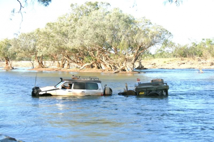 LAND CRUISER  FRIENDCLUB (LFC) "Where there were NO ROADS, there was LAND CRUISER"