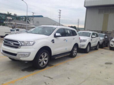 Ford Everest hoàn toàn mới đã có giá tại Việt Nam