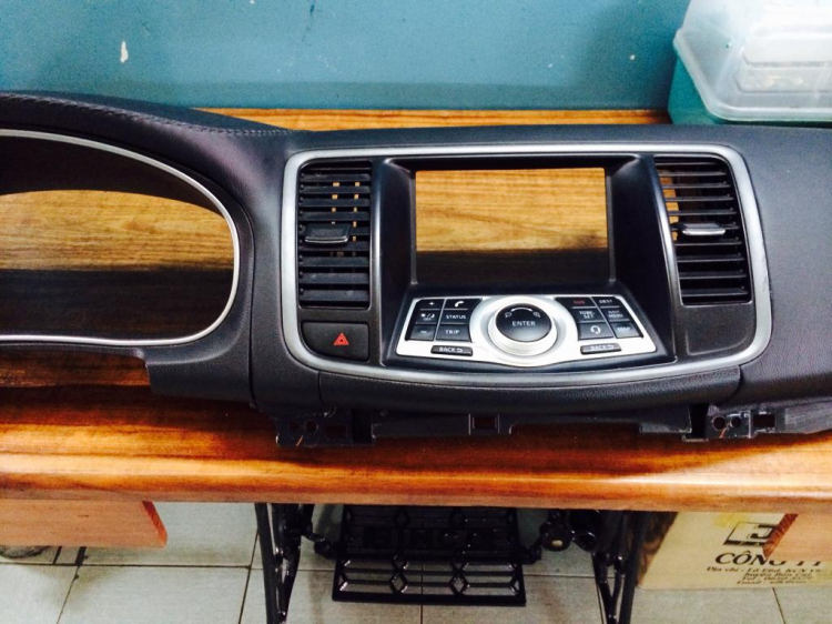 Làm lại taplo cho Lexus Làm lại taplo cho Lexus
