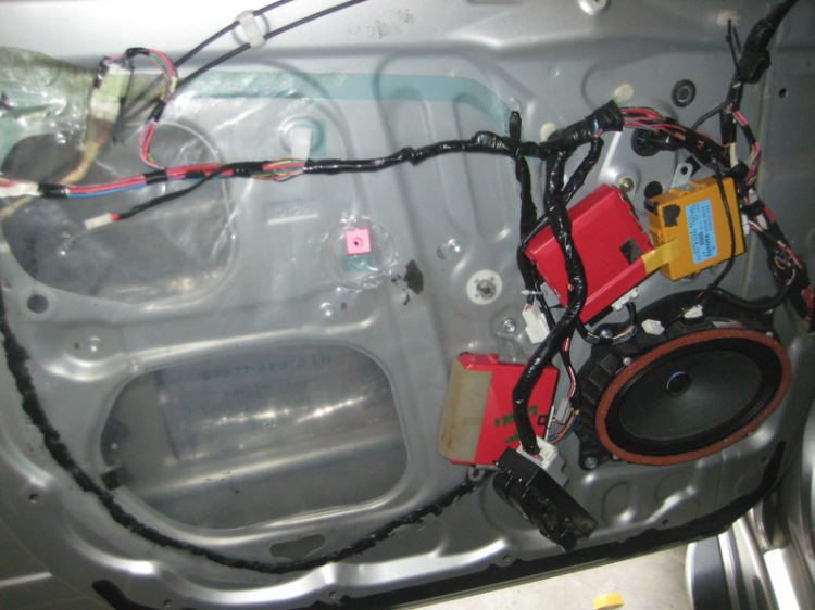Tự hào là chiếc TOYOTA SIENNA LE duy nhất VN lắp và độ nhiều đồ chơi ! Tự hào là chiếc TOYOTA SIENNA LE duy nhất VN lắp và độ nhiều đồ chơi !