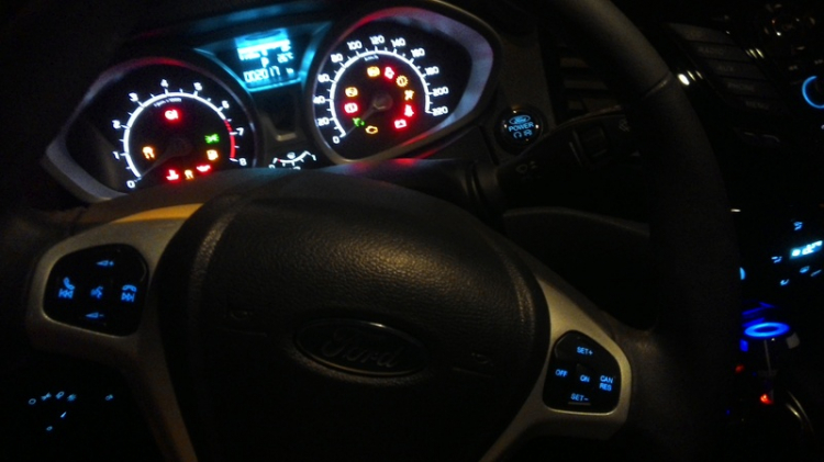 @Hải Nguyễn: Fiesta Ecoboost - Ecosport đầu tiên tại VN phục hồi chức năng Cruise control @Hải Nguyễn: Fiesta Ecoboost - Ecosport đầu tiên tại VN phục hồi chức năng Cruise control