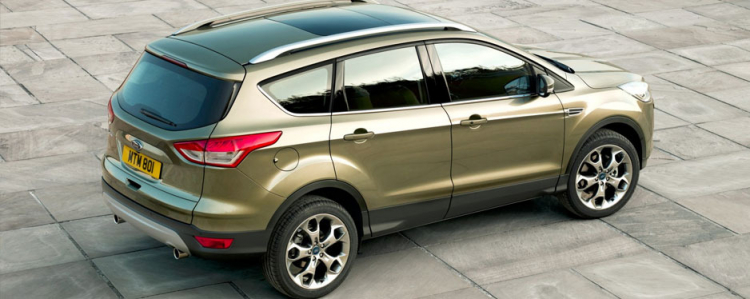 Ford Explorer 2015 đầu tiên về Việt Nam