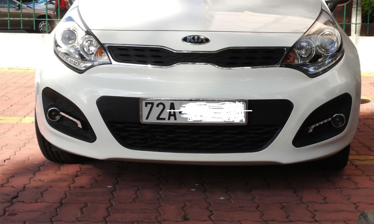 Tháy Anh Em quan tâm KIA RIO quá nên mình lập Topic KIA RIO nha !!!!!!!