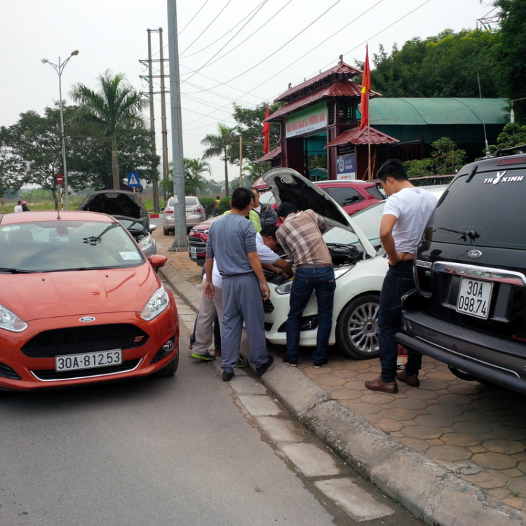 @Hải Nguyễn: Fiesta Ecoboost - Ecosport đầu tiên tại VN phục hồi chức năng Cruise control