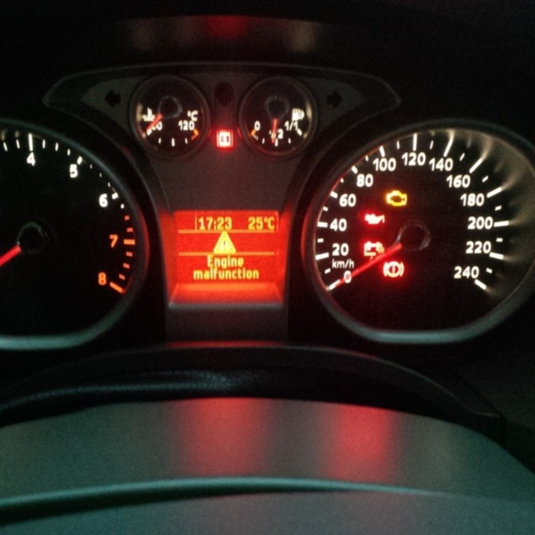 @Hải Nguyễn: Fiesta Ecoboost - Ecosport đầu tiên tại VN phục hồi chức năng Cruise control @Hải Nguyễn: Fiesta Ecoboost - Ecosport đầu tiên tại VN phục hồi chức năng Cruise control
