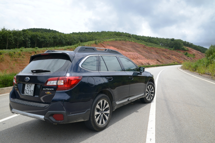 Cảm nhận Subaru Outback 3.6R 2015 sau 5,000 km.