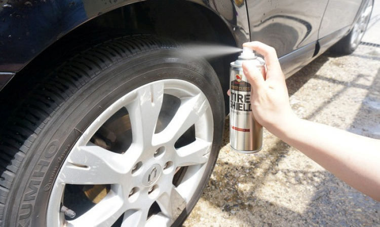 Bình xịt bóng vỏ xe Bình xịt bóng vỏ xe
